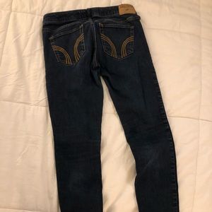Hollister stretchy jeans size 3S (or 26)